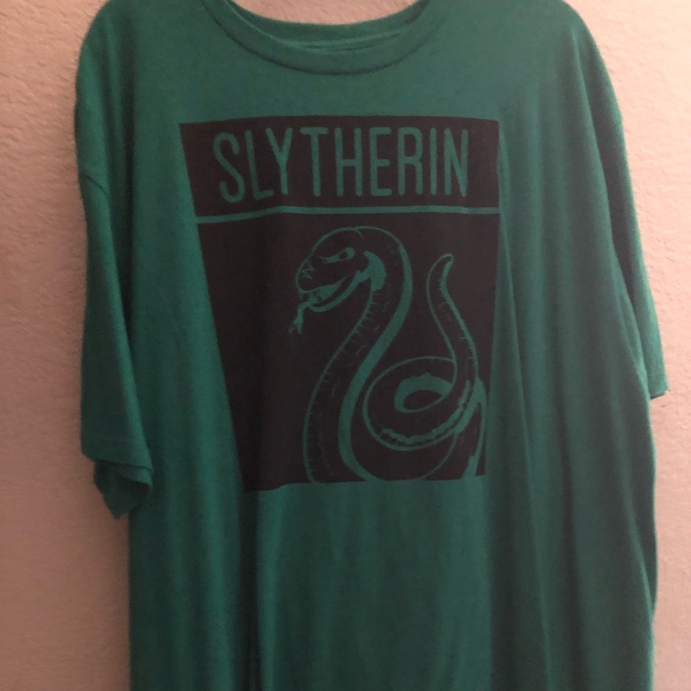 Harry Potter: Slytherin Shirt